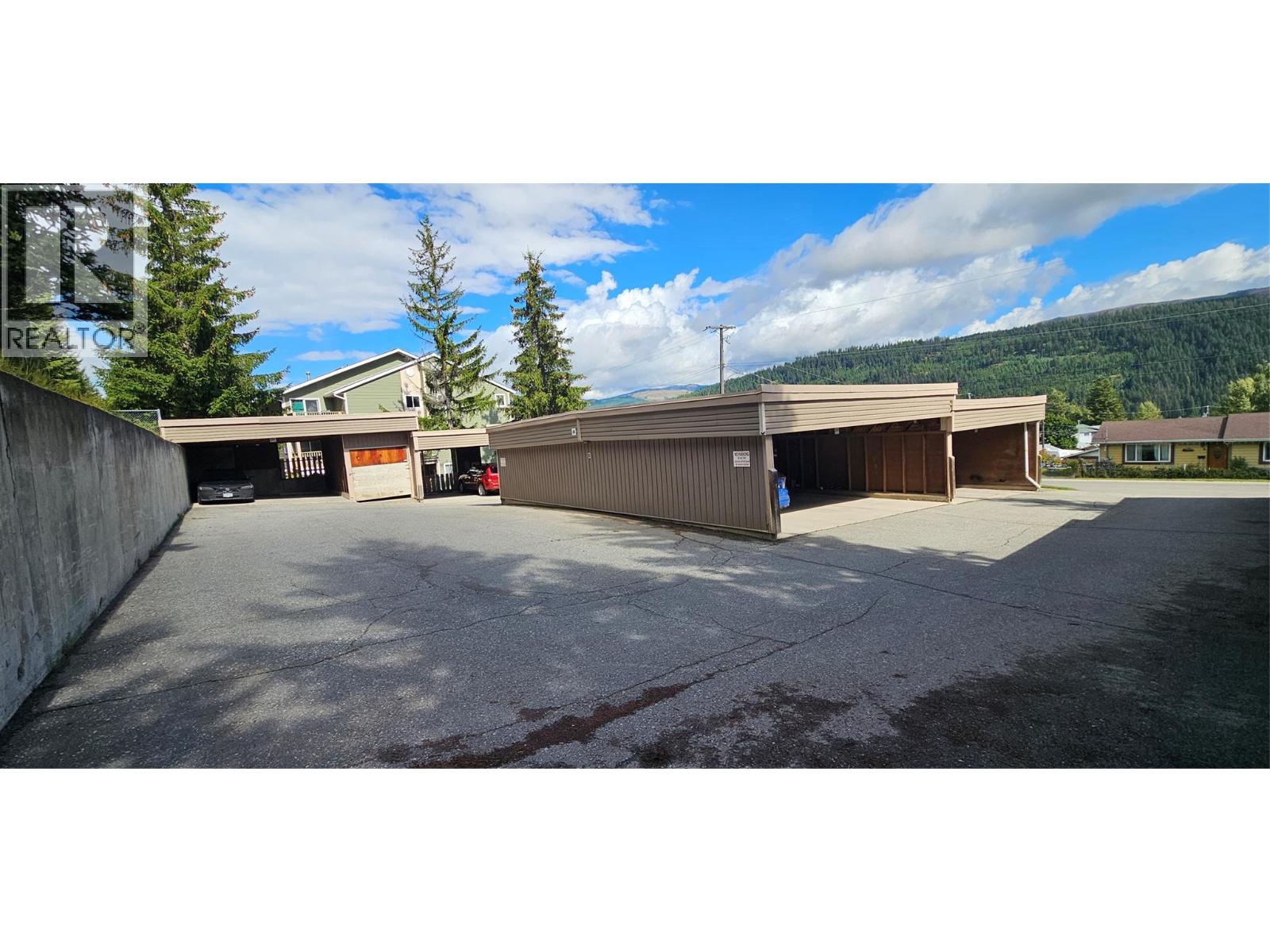 1335 Alpine Drive Unit# 301a, Elkford, British Columbia  V0B 1H0 - Photo 25 - 10399505