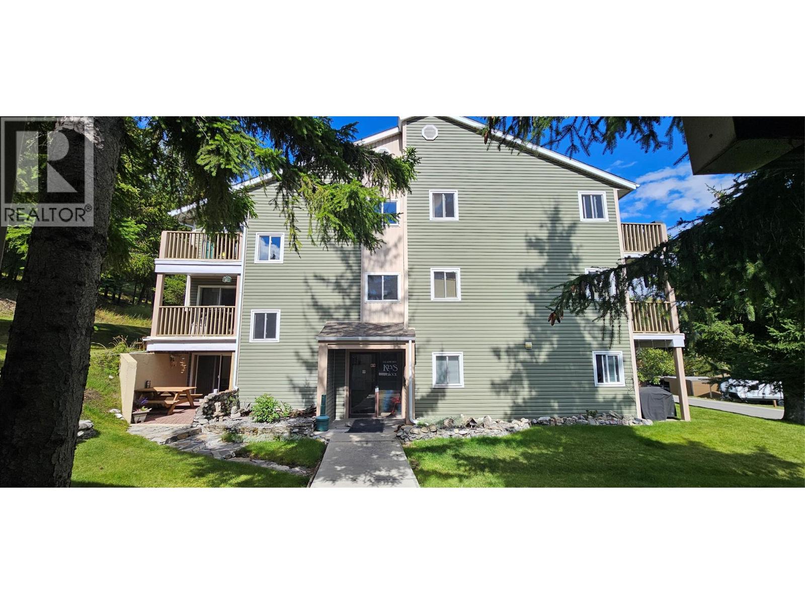 1335 Alpine Drive Unit# 301a, Elkford, British Columbia  V0B 1H0 - Photo 3 - 10399505