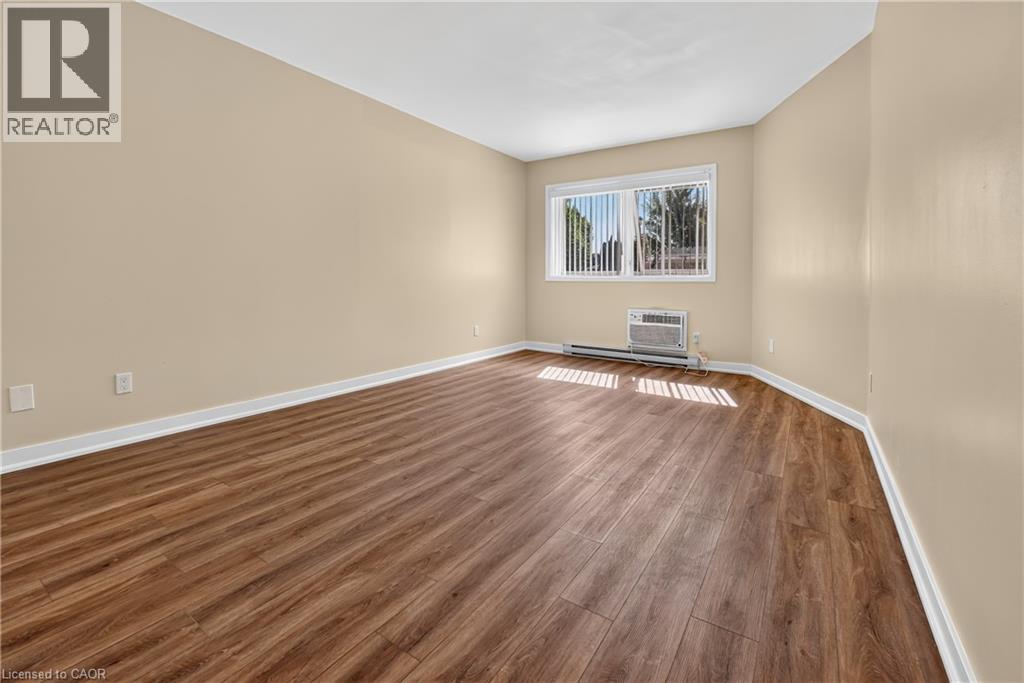 3364 Montrose Road Unit# 108, Niagara Falls, Ontario  L2H 0J8 - Photo 28 - 40863187
