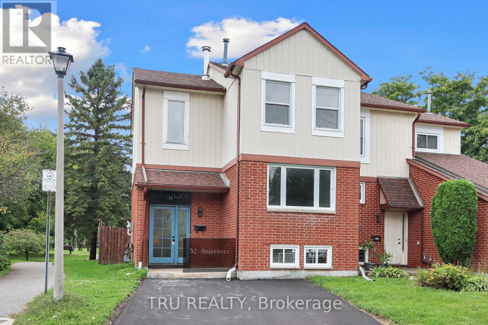 52 GREENBORO CRESCENT, Ottawa, Ontario