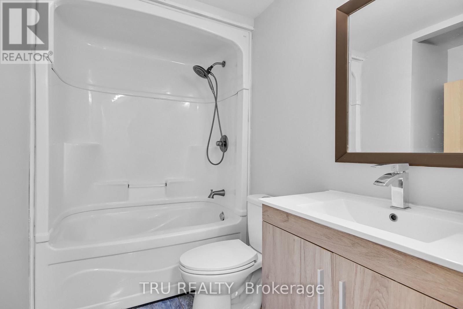52 Greenboro Crescent, Ottawa, Ontario  K1T 1W5 - Photo 23 - X13788444