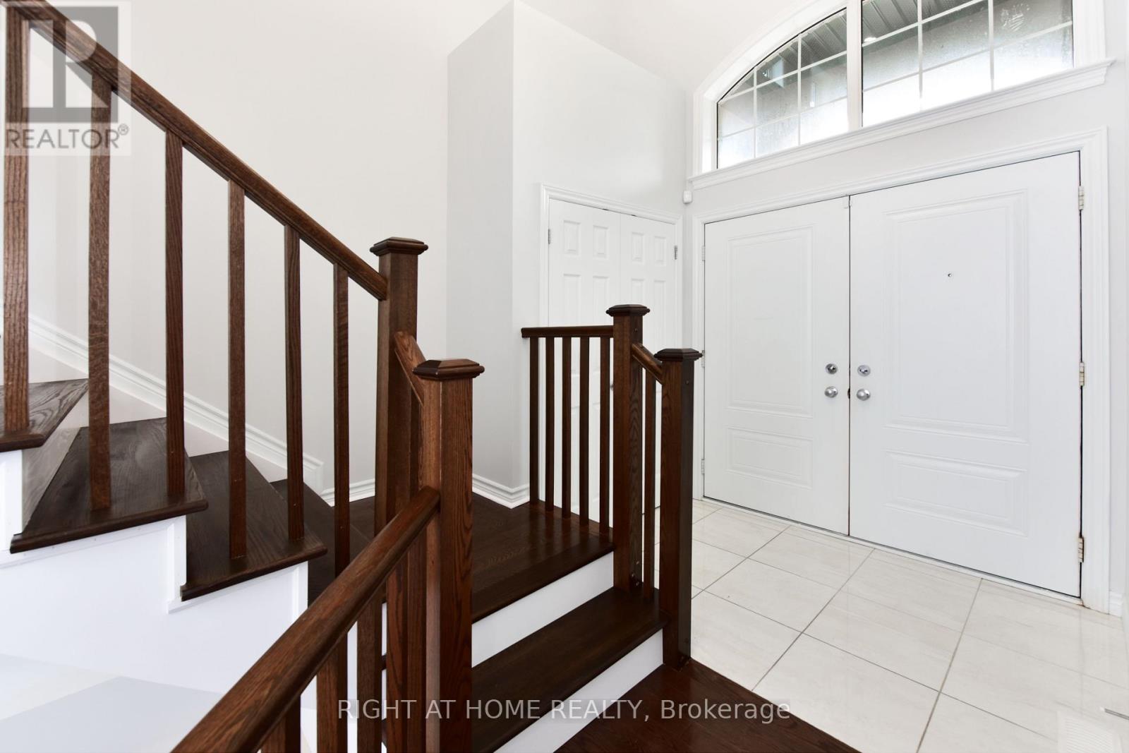 504 Breccia Heights, Ottawa, Ontario  K2T 0L6 - Photo 4 - X13788458