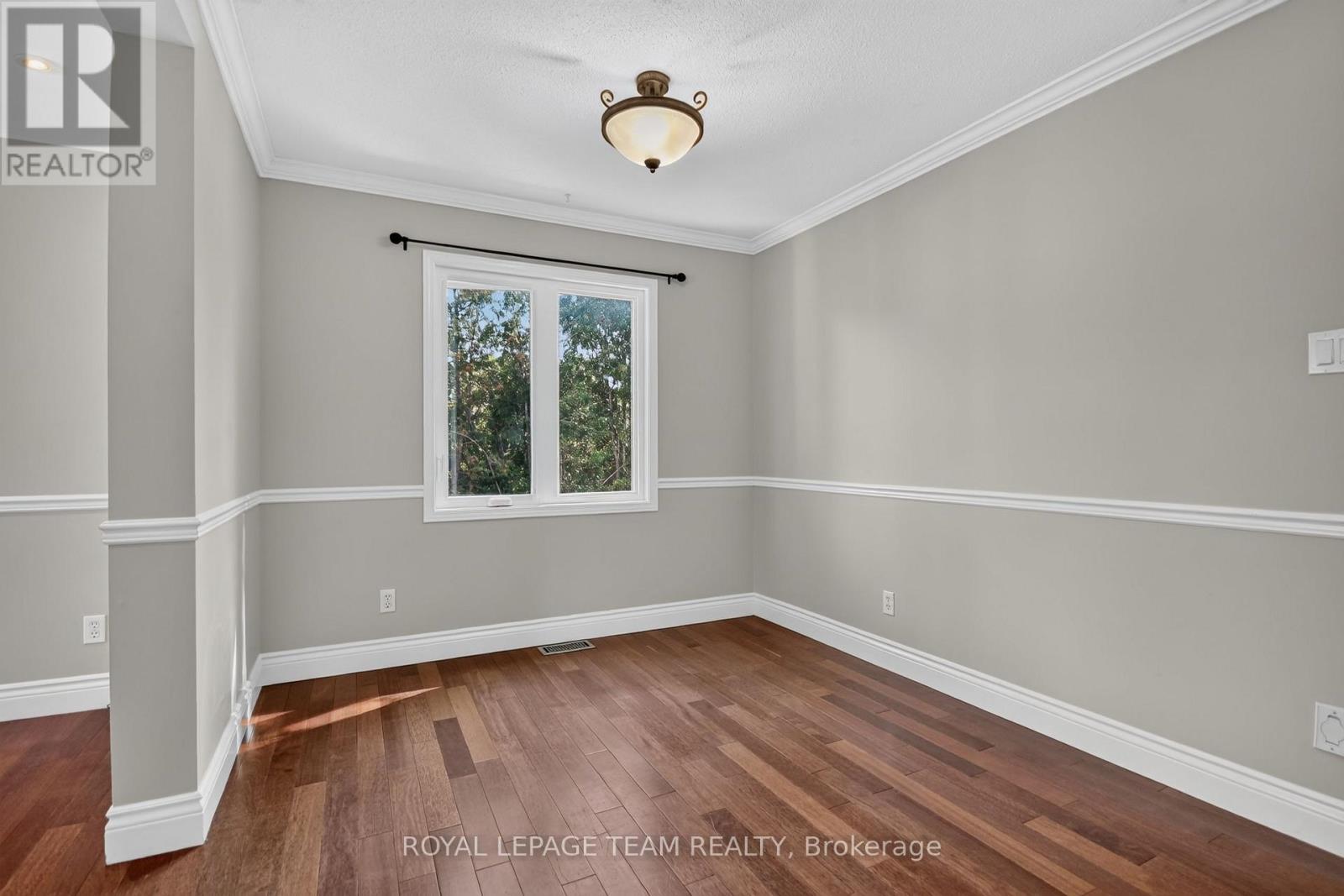 136 Glamorgan Drive, Ottawa, Ontario  K2L 1R8 - Photo 12 - X13788496