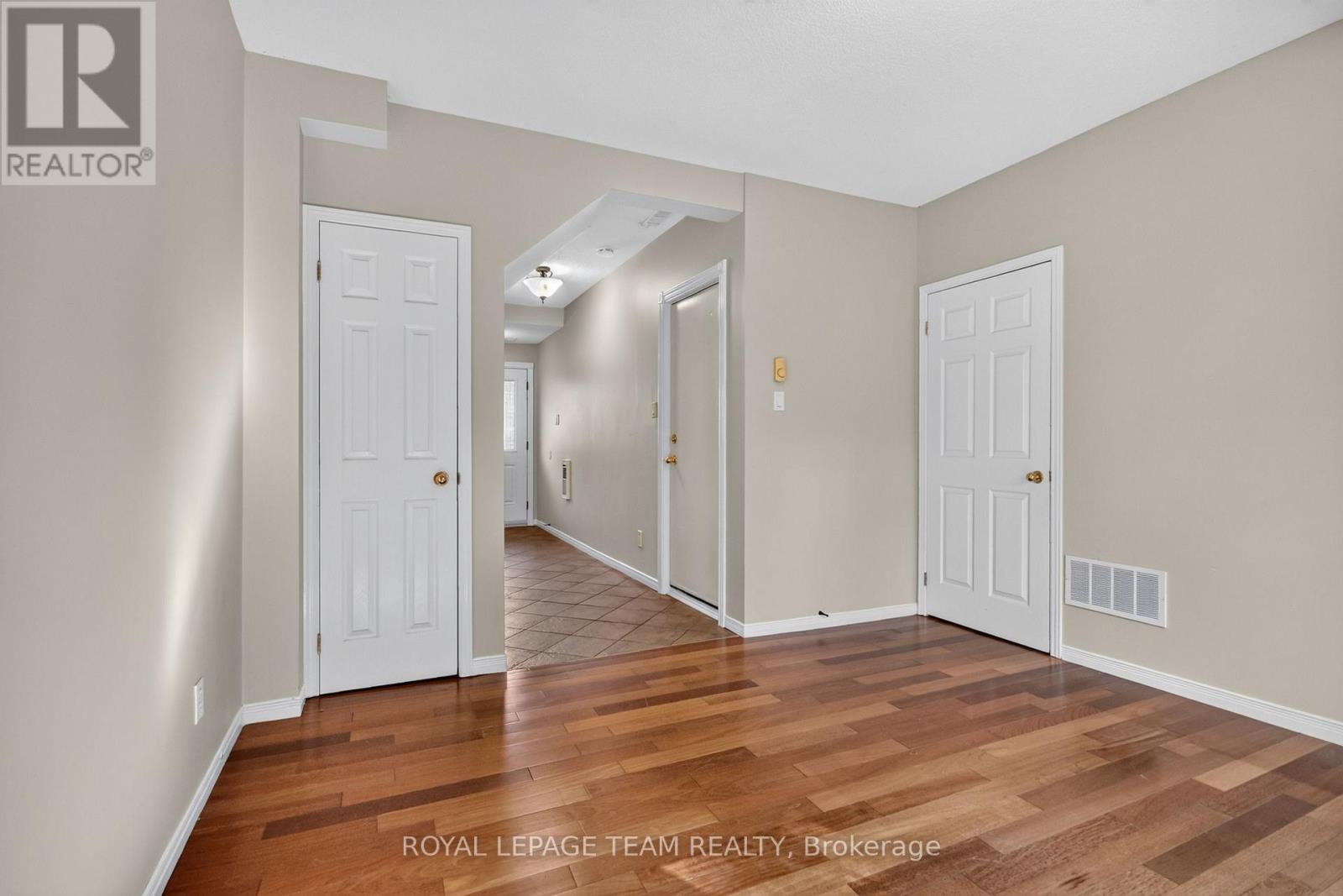 136 Glamorgan Drive, Ottawa, Ontario  K2L 1R8 - Photo 37 - X13788496