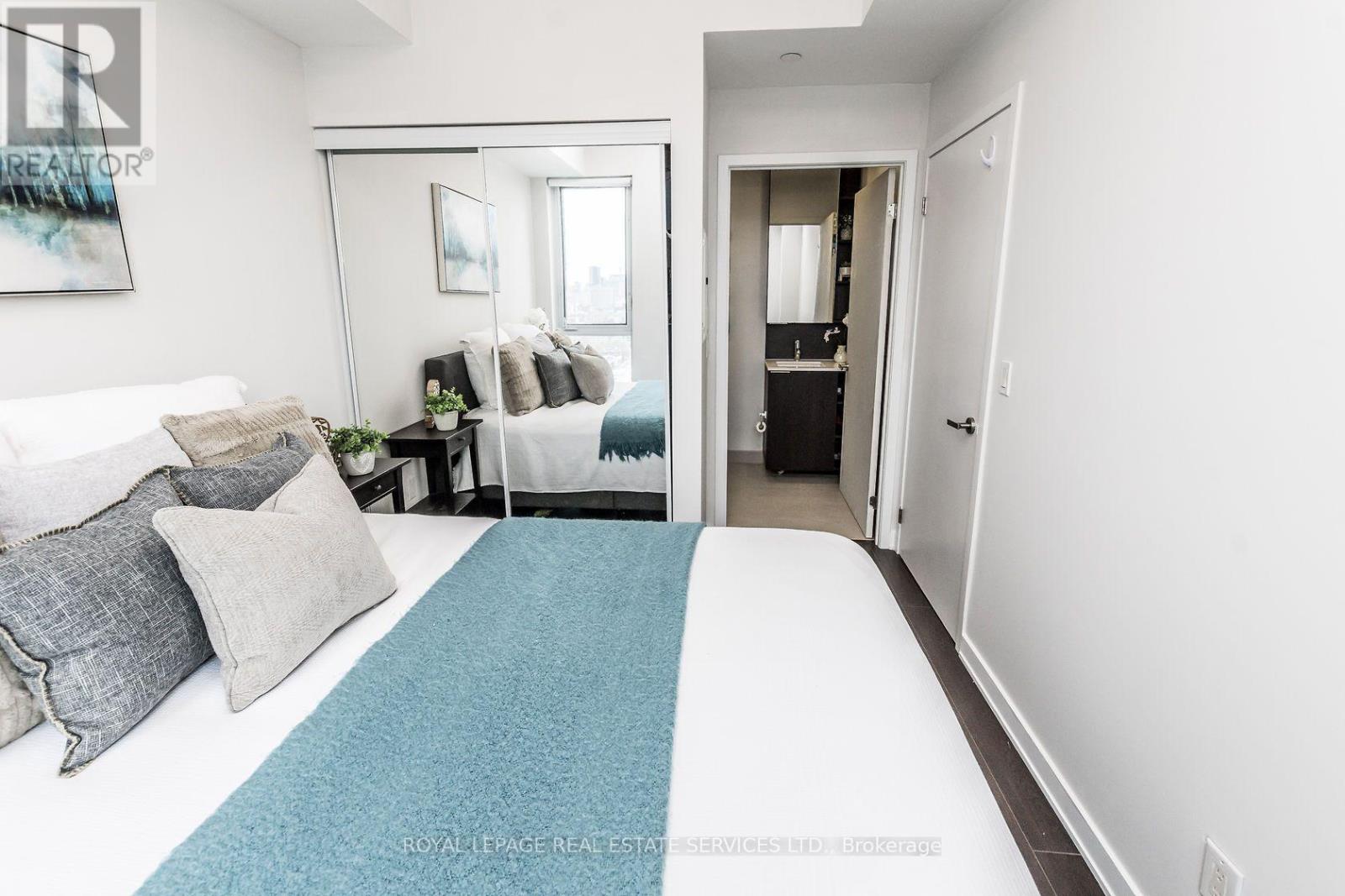 2708 - 55 Regent Park Boulevard, Toronto, Ontario M5A 0C2 - Photo 13 - C13788440