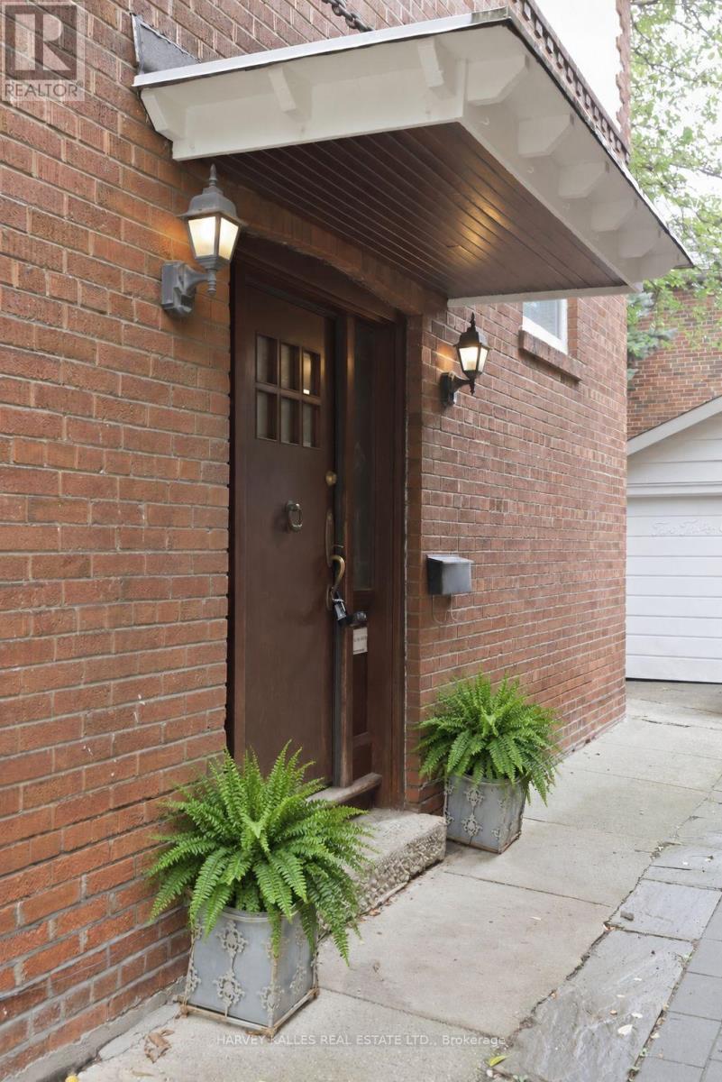 231 Glengrove Avenue W, Toronto, Ontario  M4R 1P4 - Photo 3 - C13788470