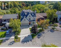 19 BROCKINGTON CRESCENT, Toronto, Ontario