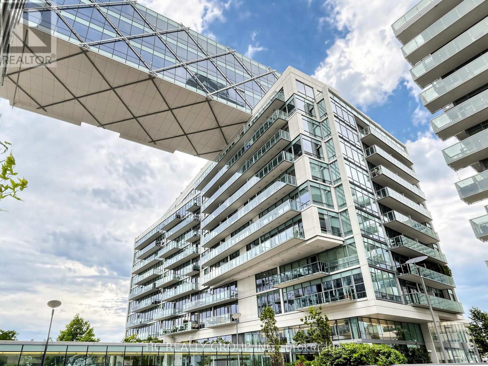 602 - 29 Queens Quay E, Toronto, Ontario  M5E 0A4 - Photo 2 - C13788478