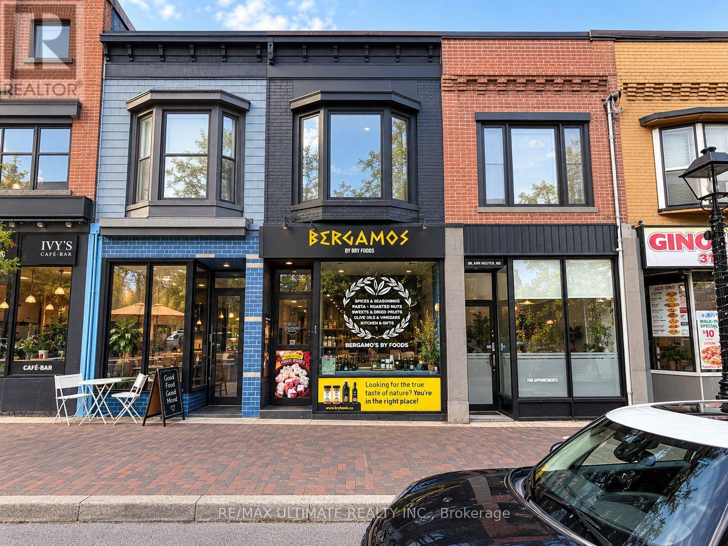 806 COLLEGE STREET, Toronto, Ontario