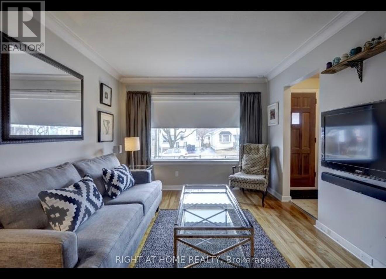 Main - 3 Bexhill Avenue, Toronto, Ontario M1L 3B3 - Photo 2 - E13788414
