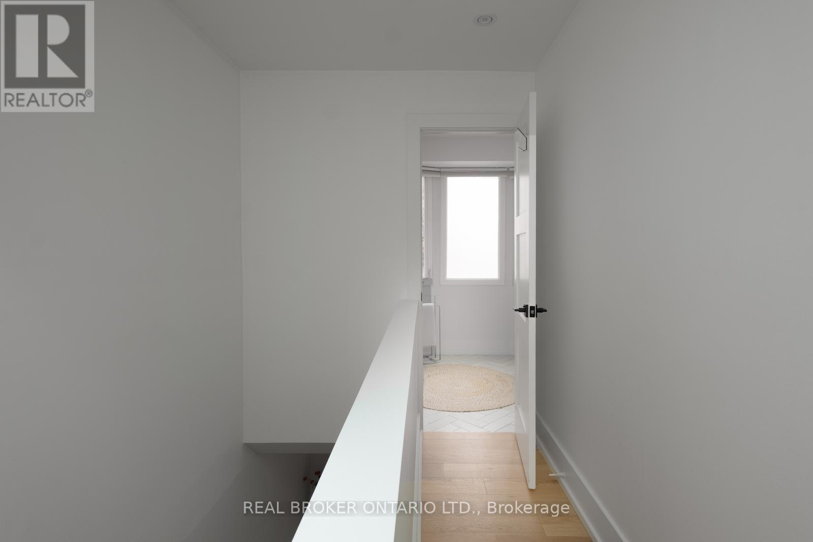 276 Gowan Avenue, Toronto, Ontario  M4J 2K6 - Photo 30 - E13788460