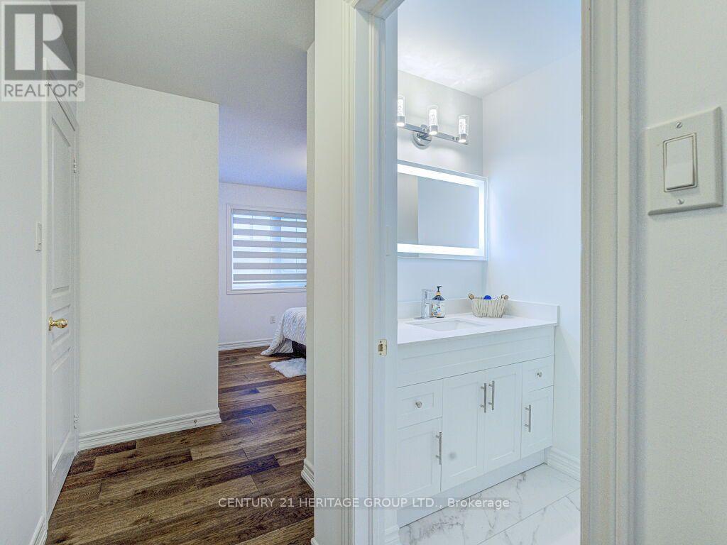 22 Grand Oak Drive, Richmond Hill, Ontario  L4E 3Z9 - Photo 28 - N13788418