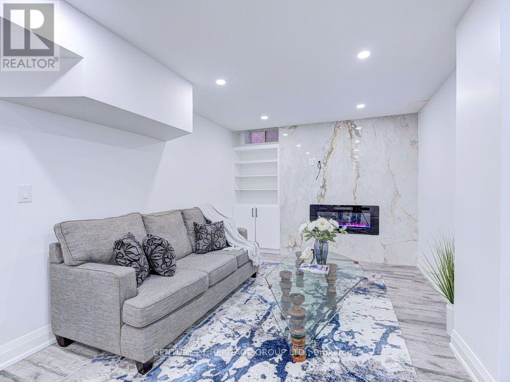 22 Grand Oak Drive, Richmond Hill, Ontario  L4E 3Z9 - Photo 38 - N13788418