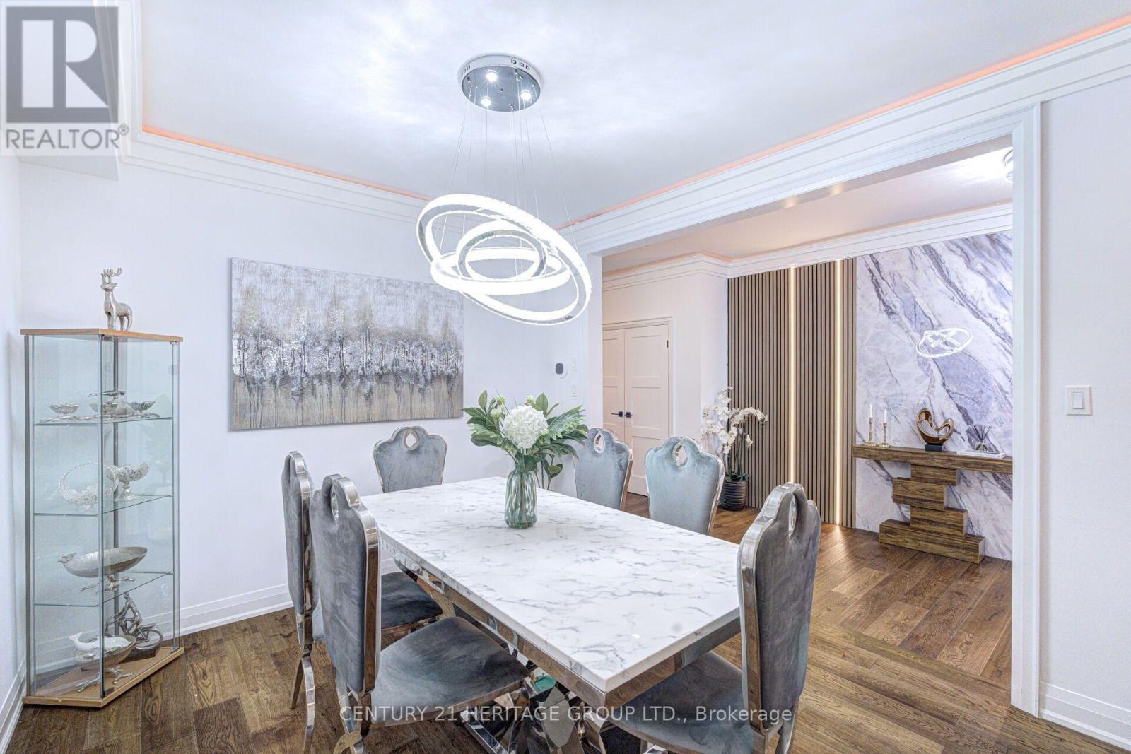 22 Grand Oak Drive, Richmond Hill, Ontario  L4E 3Z9 - Photo 5 - N13788418