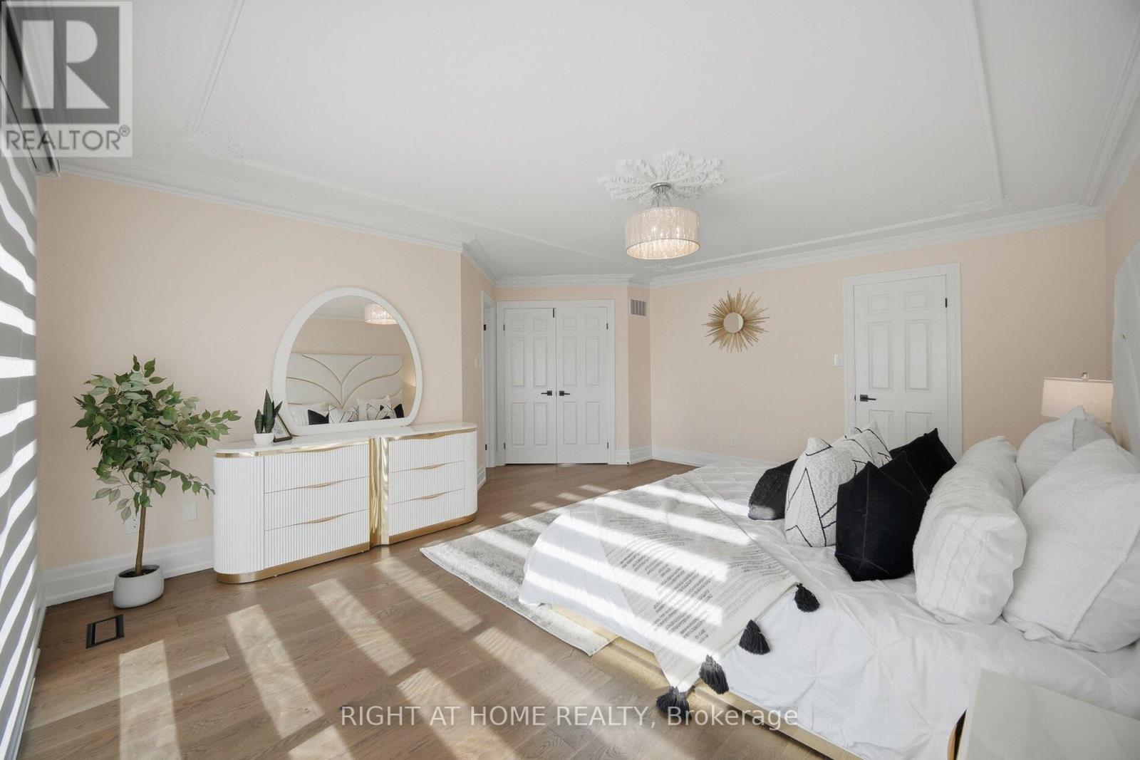 32 Colton Crescent S, Vaughan, Ontario  L4L 3L7 - Photo 25 - N13788522