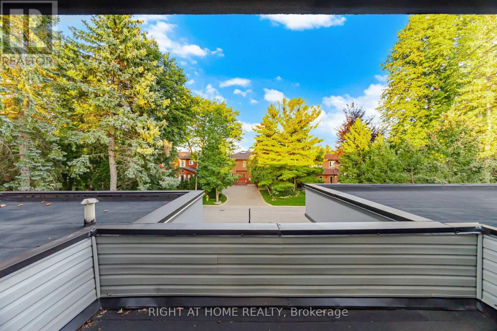 32 Colton Crescent S, Vaughan, Ontario  L4L 3L7 - Photo 35 - N13788522
