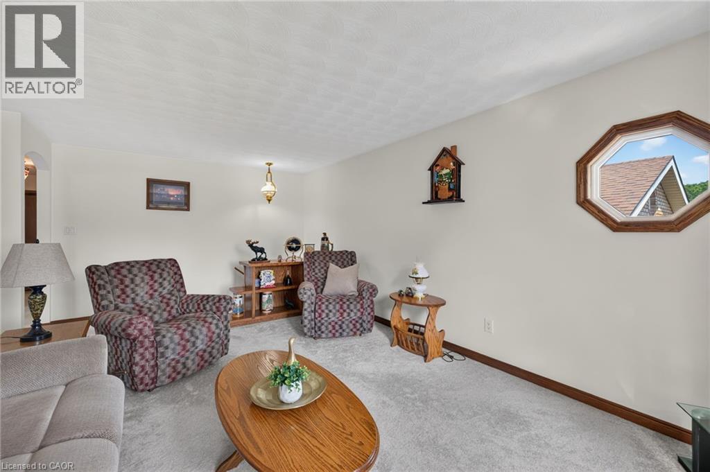 13 St Ladislaus Street, Courtland, Ontario  N0J 1E0 - Photo 9 - 40863717