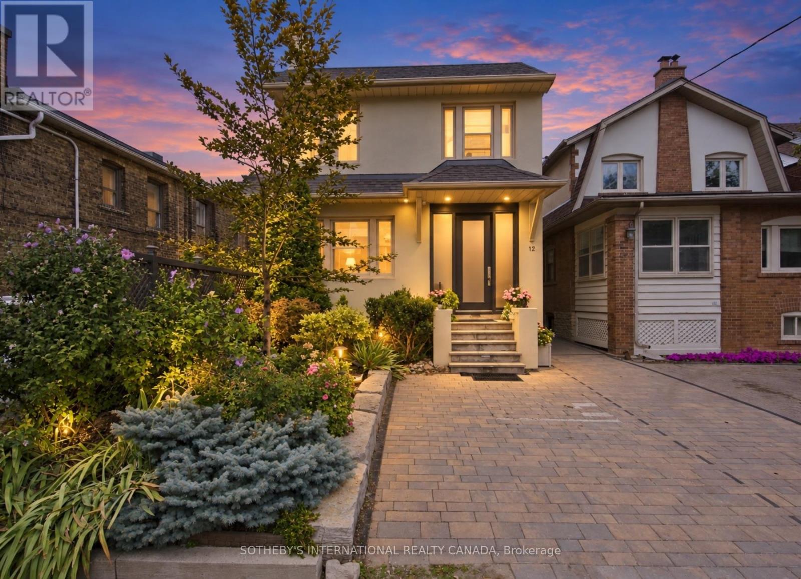 12 BELSIZE DRIVE, Toronto, Ontario