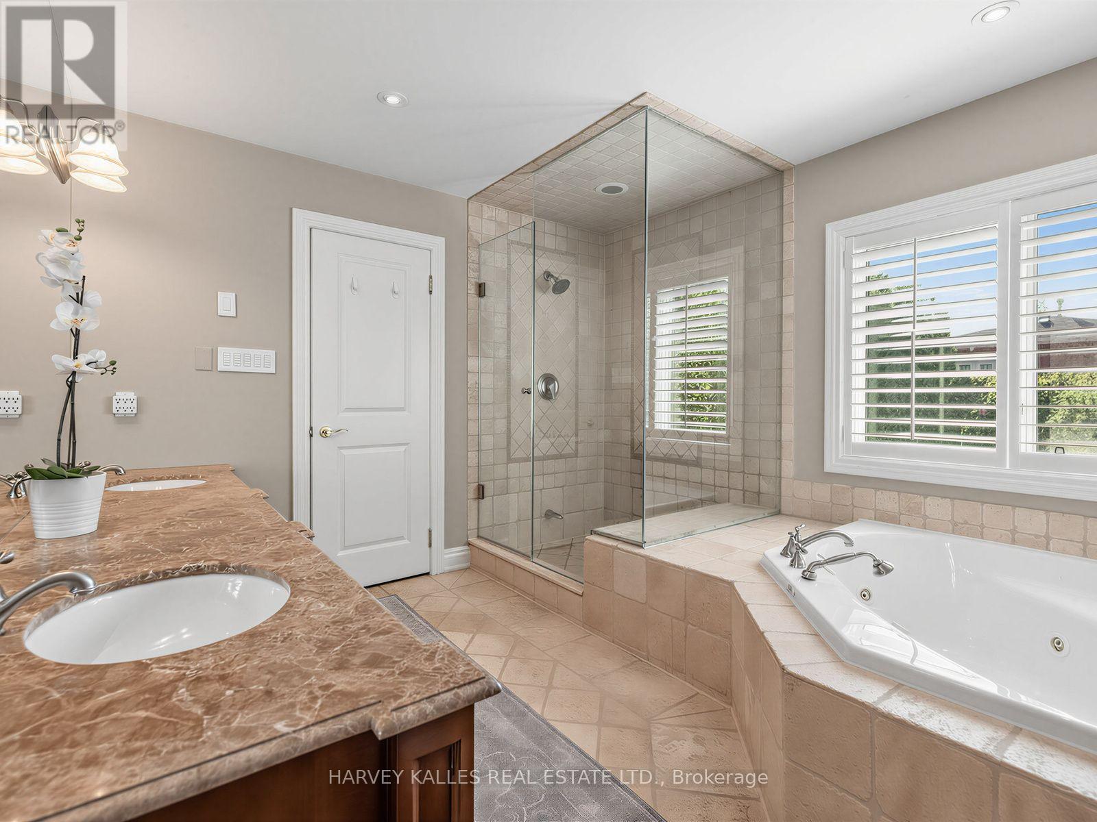 629 Bedford Park Avenue, Toronto, Ontario  M5M 1K4 - Photo 35 - C13788250
