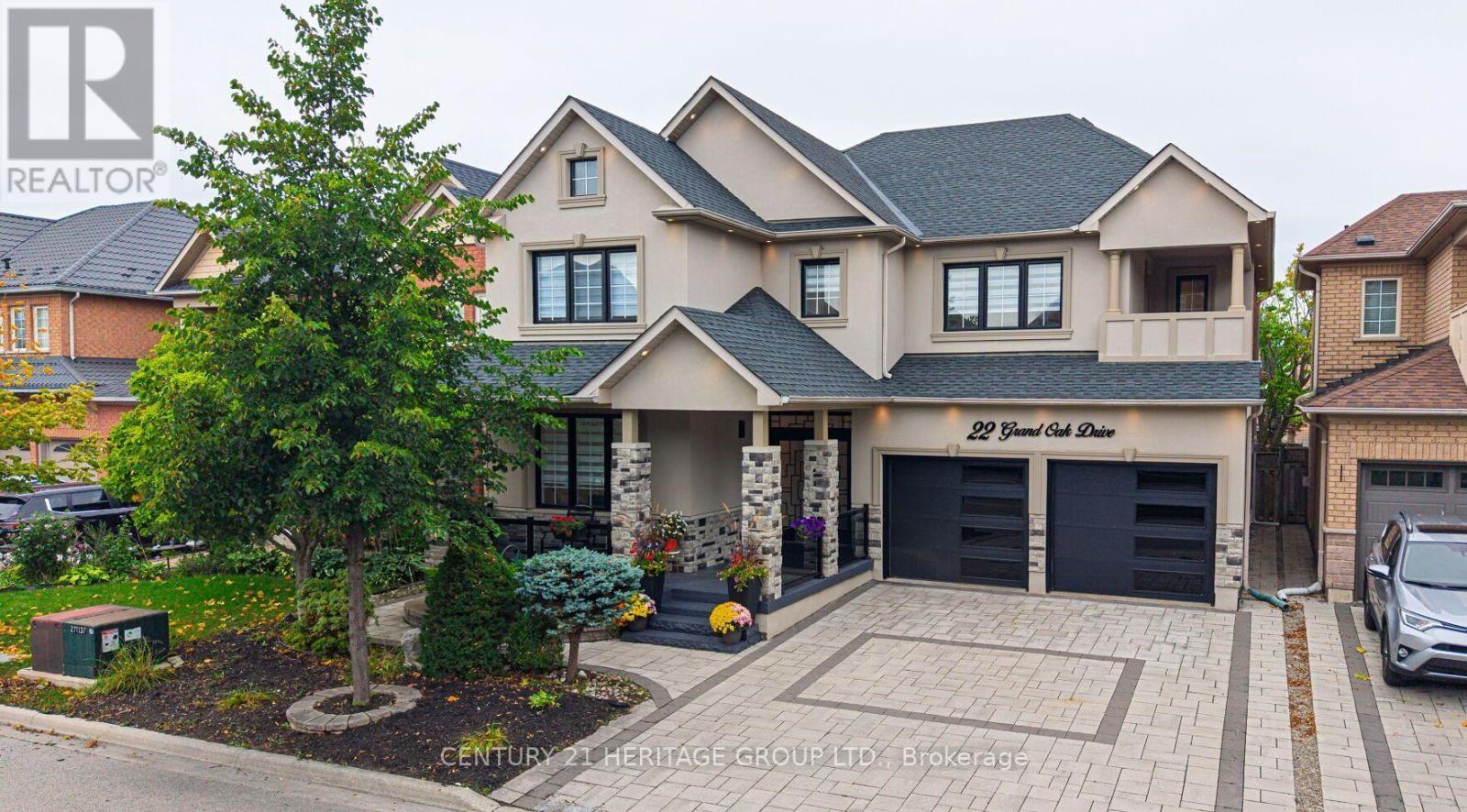 22 GRAND OAK DRIVE, Richmond Hill, Ontario