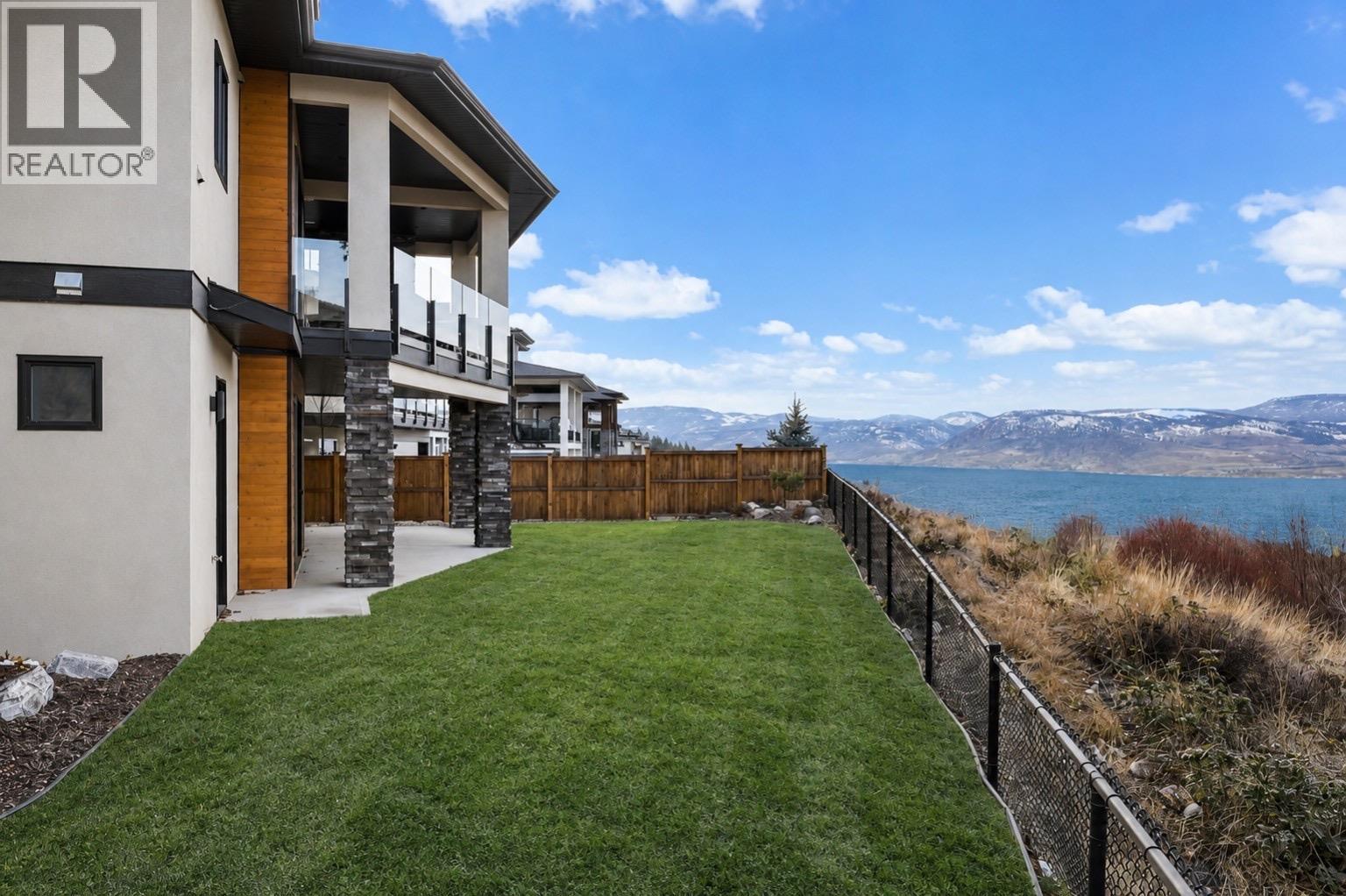 5624 Mountainside Drive Kelowna Photo 5 5624 Mountainside Drive Kelowna Photo 5