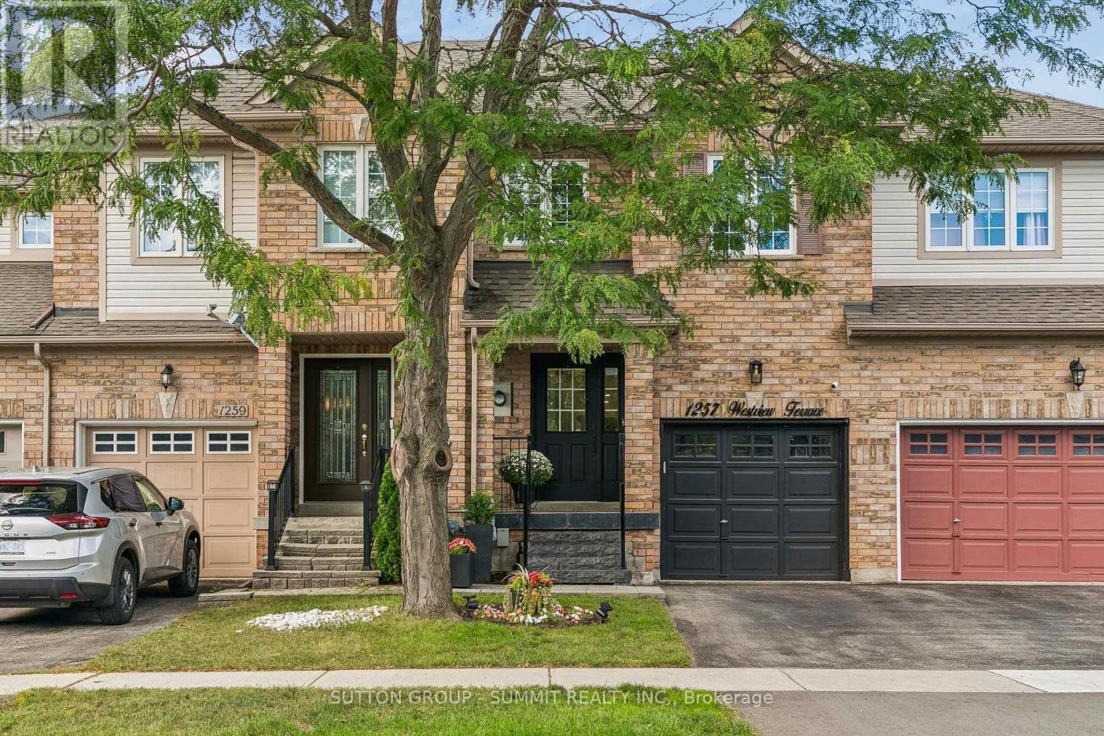 1257 WESTVIEW TERRACE, Oakville, Ontario