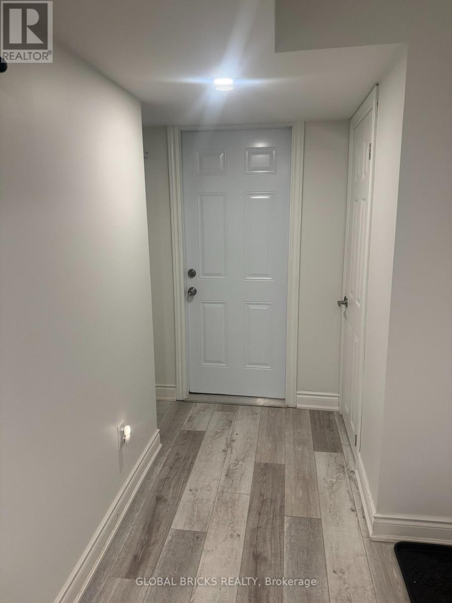 384 Michener Place S, Milton, Ontario  L9T 8P7 - Photo 3 - W13788488
