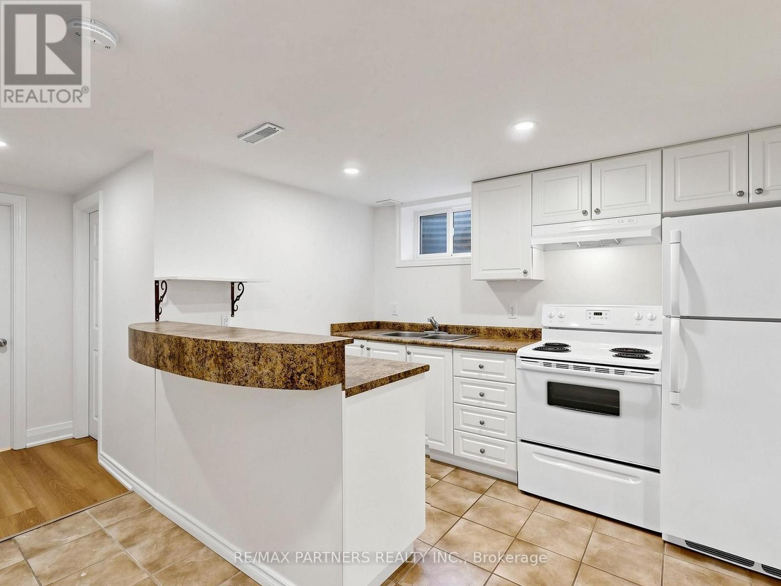 35 Culham Street, Oakville, Ontario  L6H 1G3 - Photo 31 - W13788524