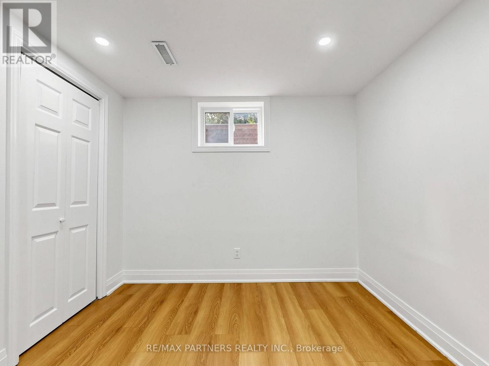35 Culham Street, Oakville, Ontario  L6H 1G3 - Photo 34 - W13788524