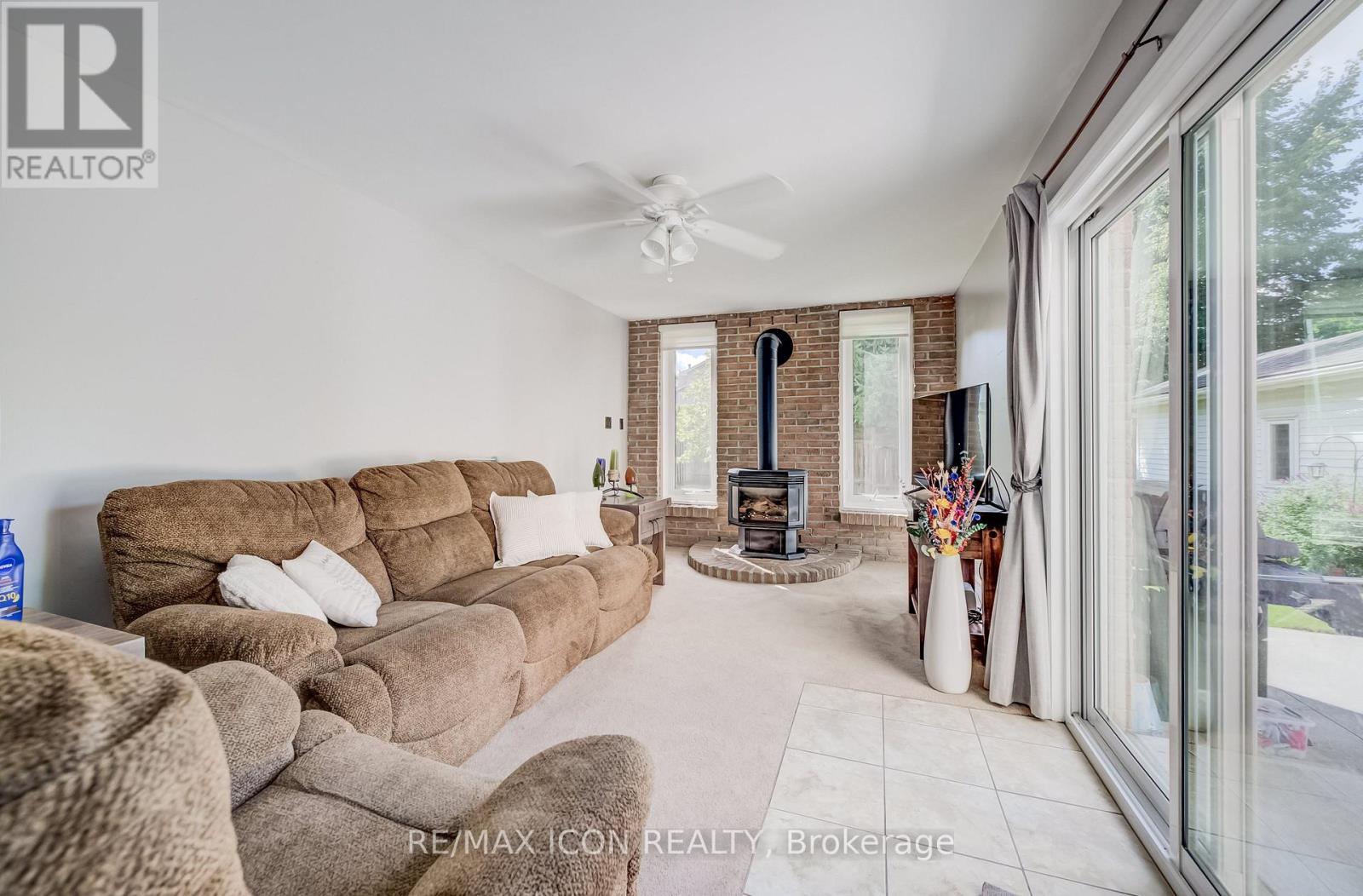 7 Vintage Crescent, Kitchener, Ontario  N2P 1L1 - Photo 23 - X13788436