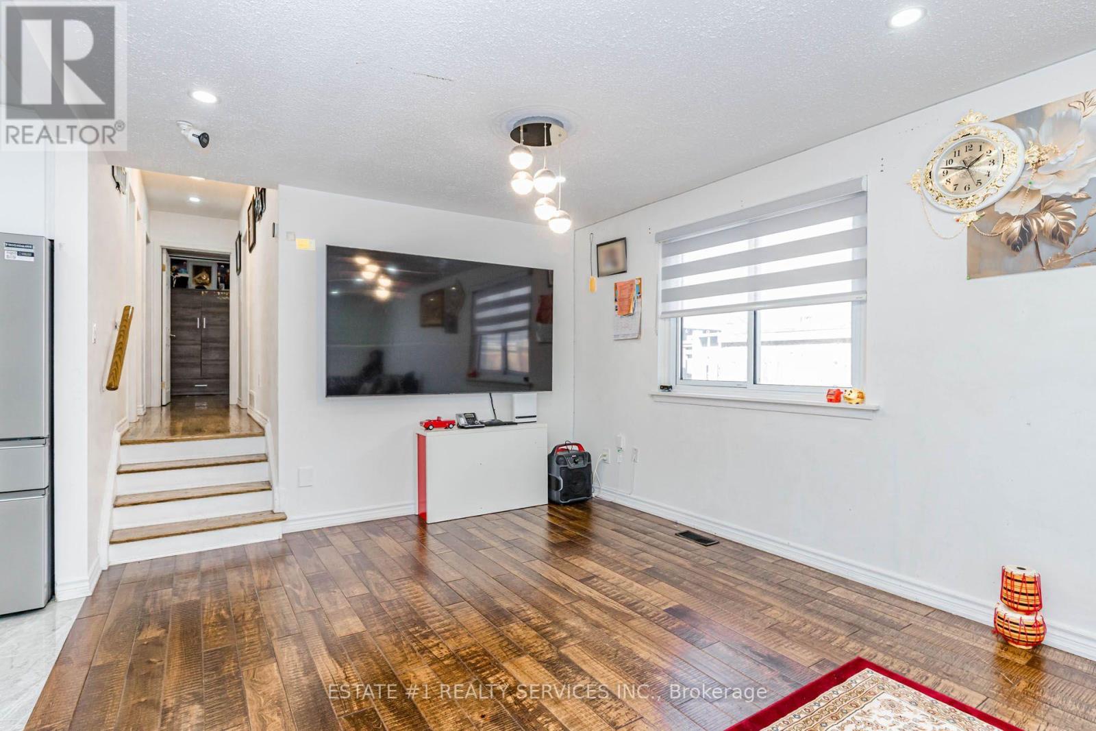 80 Addington Crescent, Brampton, Ontario  L6T 2R3 - Photo 11 - W13777762