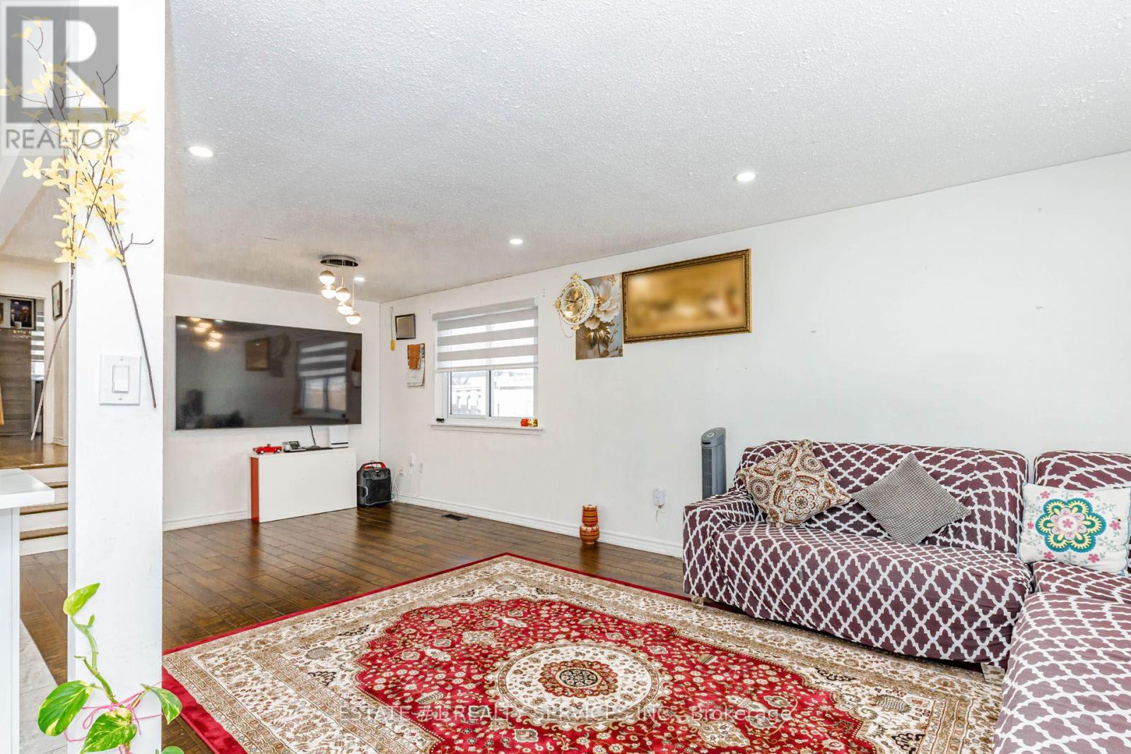 80 Addington Crescent, Brampton, Ontario  L6T 2R3 - Photo 9 - W13777762