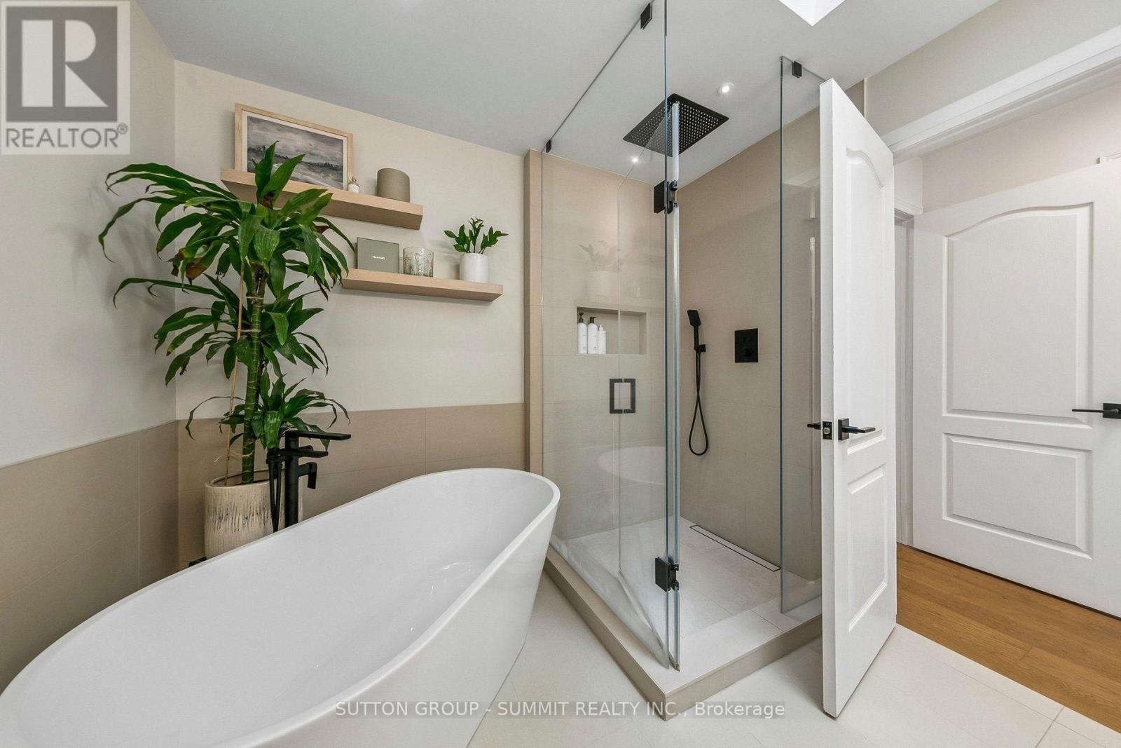 1257 Westview Terrace, Oakville, Ontario  L6M 4B4 - Photo 28 - W13788484
