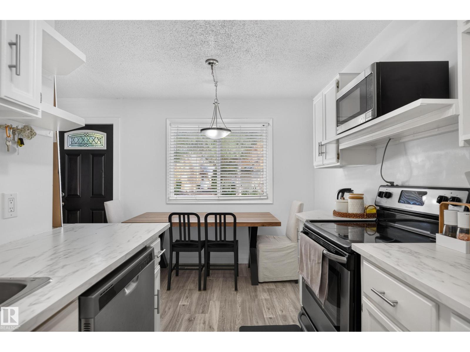 130 Woodstock Nw Nw, Edmonton, Alberta  T5T 0H6 - Photo 7 - E4508820