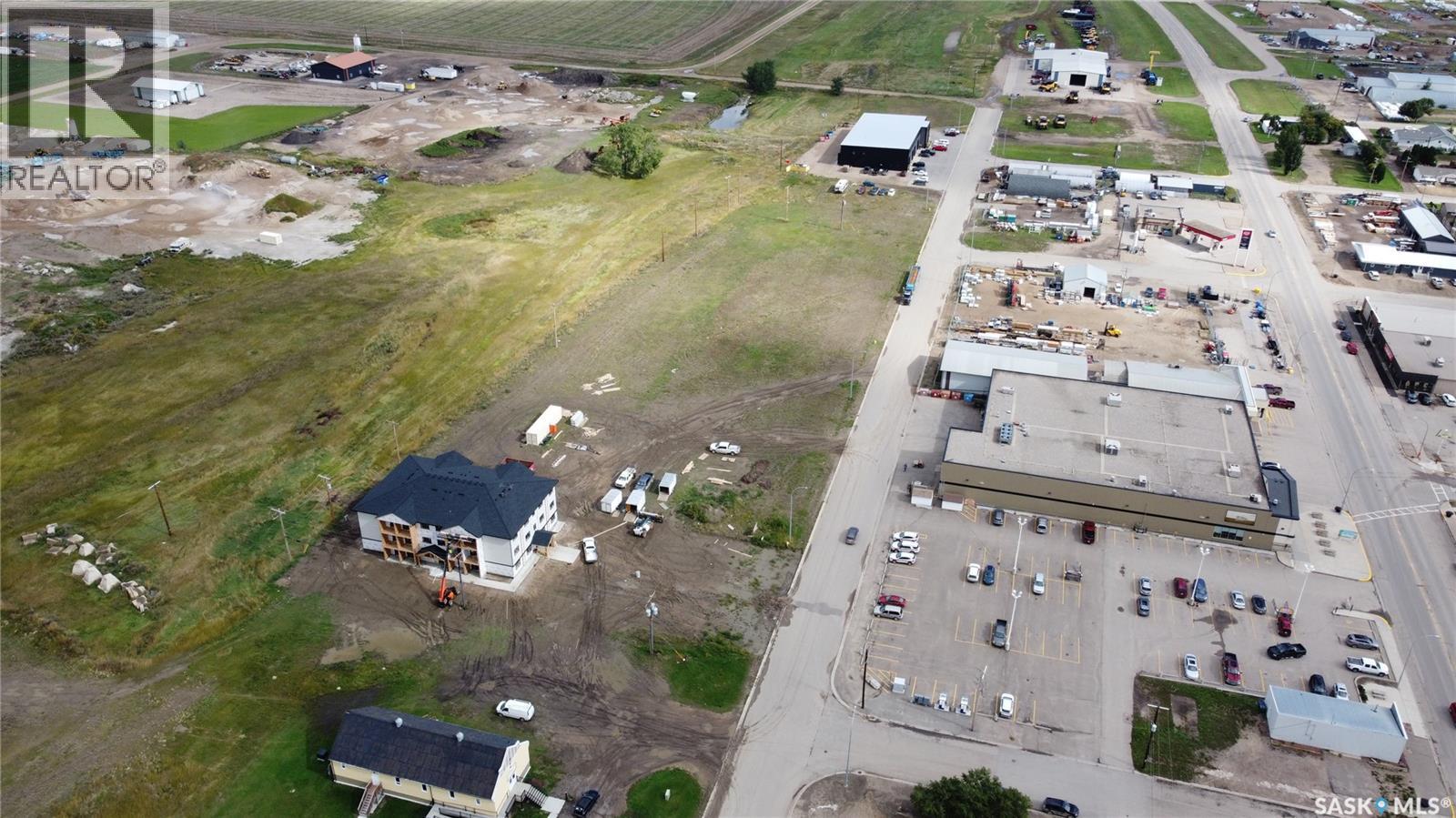 460 Railway Avenue, Outlook, Saskatchewan  S0L 2N0 - Photo 1 - SK048503