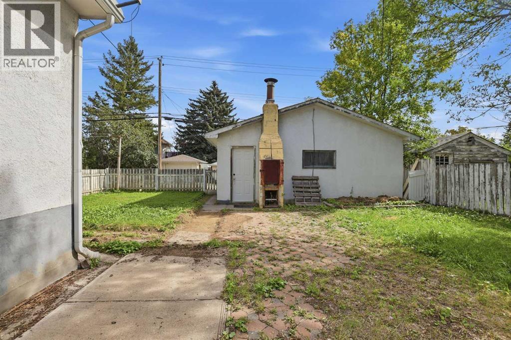 3520 Centre Street N, Calgary, Alberta  T2E 2Y1 - Photo 9 - A2343955
