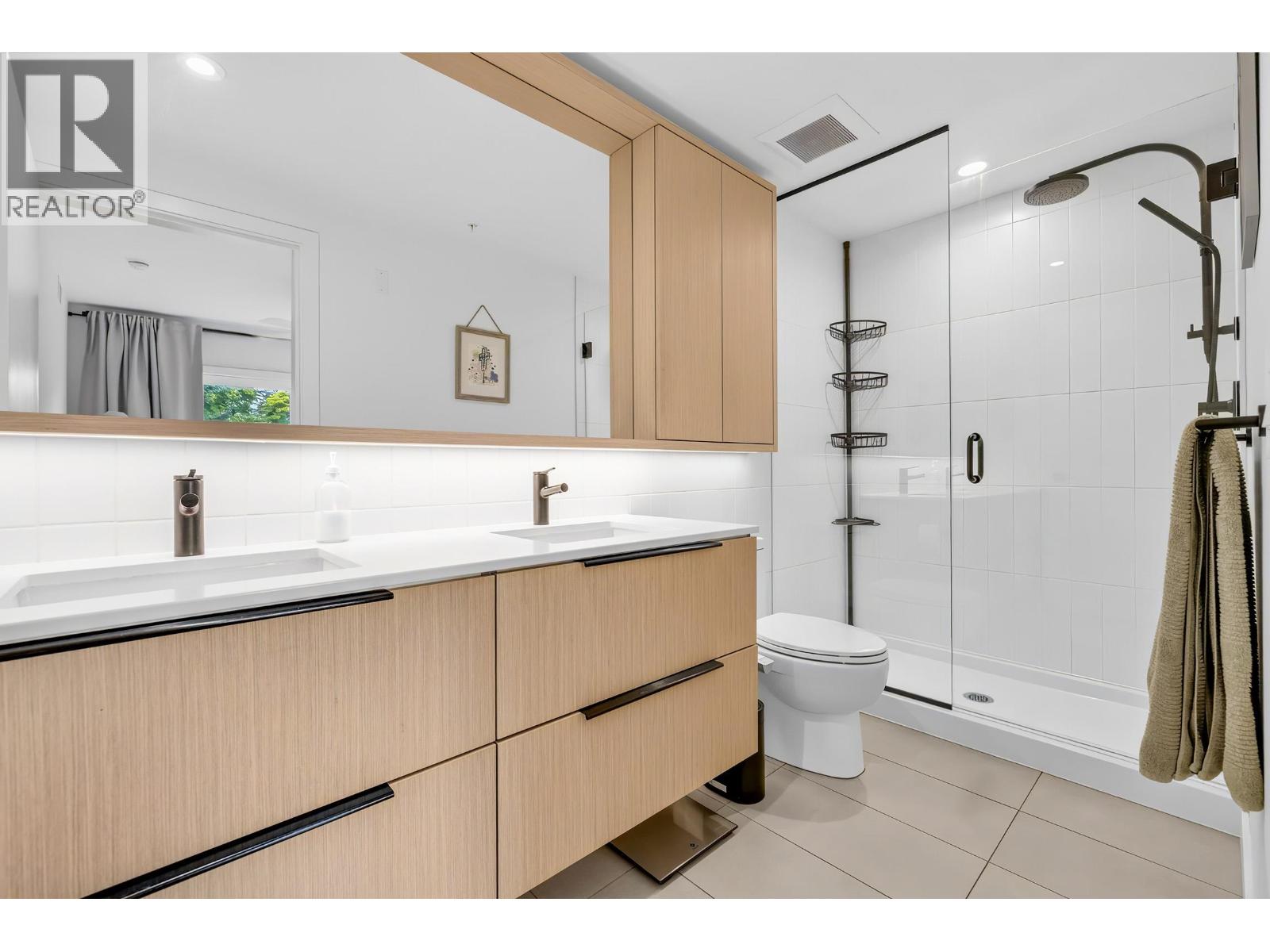 411 2520 Guelph Street, Vancouver, British Columbia  V5T 0K7 - Photo 16 - R3165914