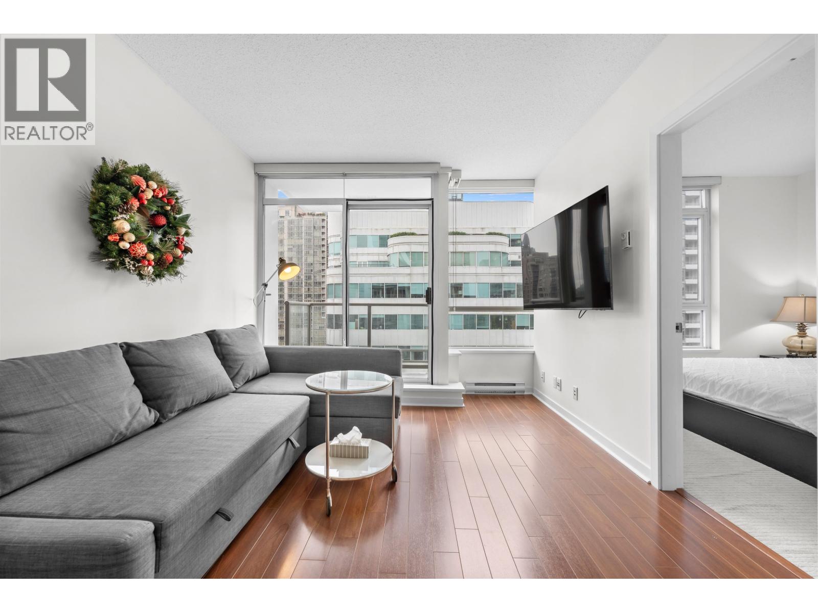 808 821 CAMBIE STREET, vancouver, British Columbia