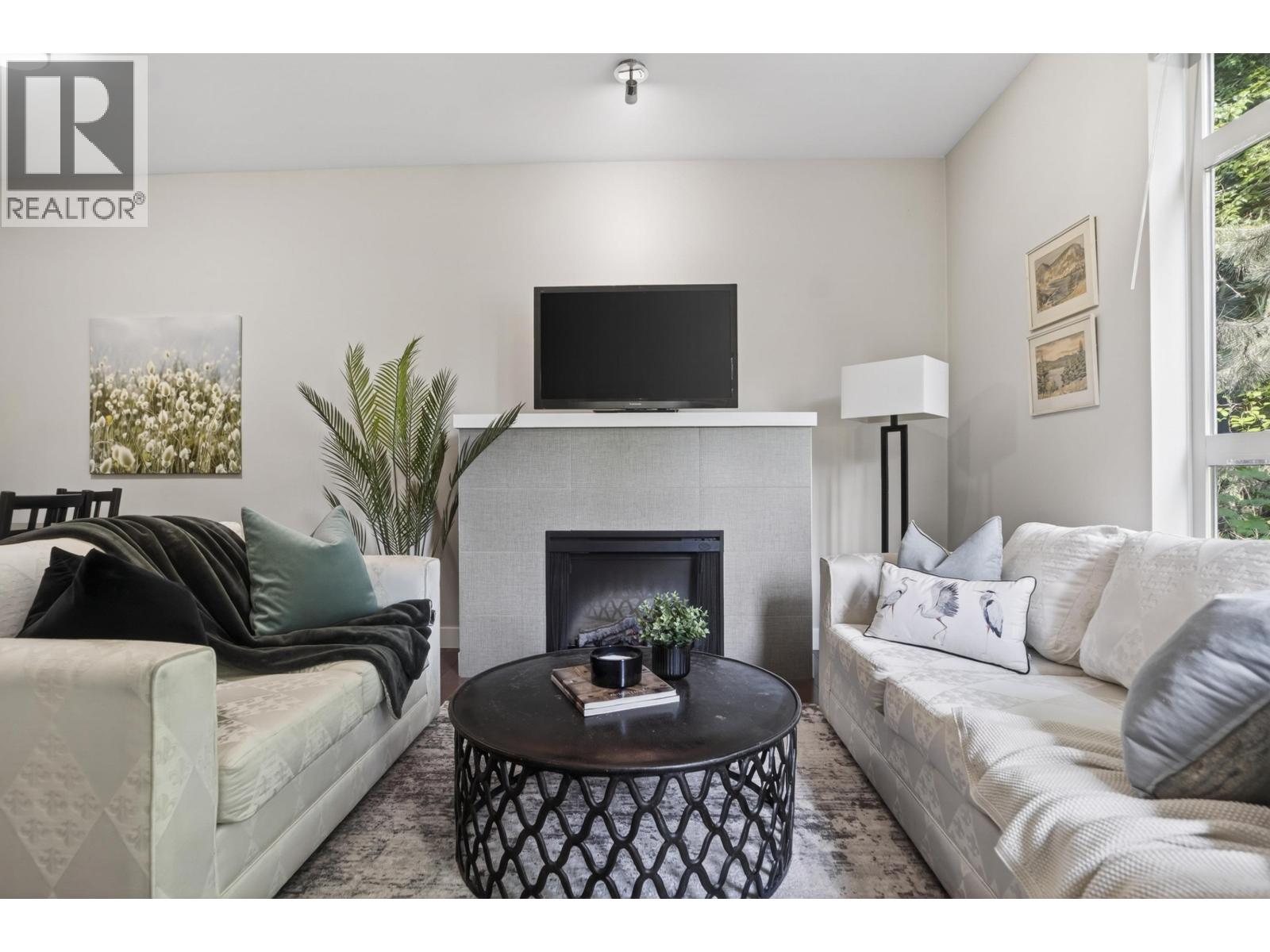 202 3294 Mt Seymour Parkway, North Vancouver, British Columbia  V7H 0B1 - Photo 3 - R3165931