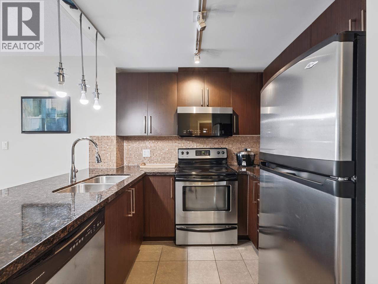 1205 888 Carnarvon Street, New Westminster, British Columbia  V3M 0C6 - Photo 8 - R3165954