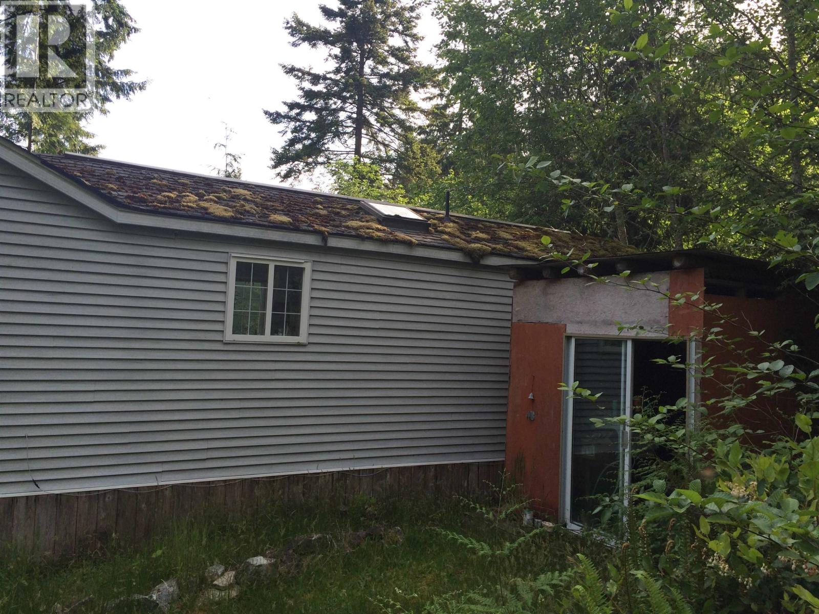 5587 Egmont Road, Egmont, British Columbia  V0N 2H4 - Photo 11 - R3165948