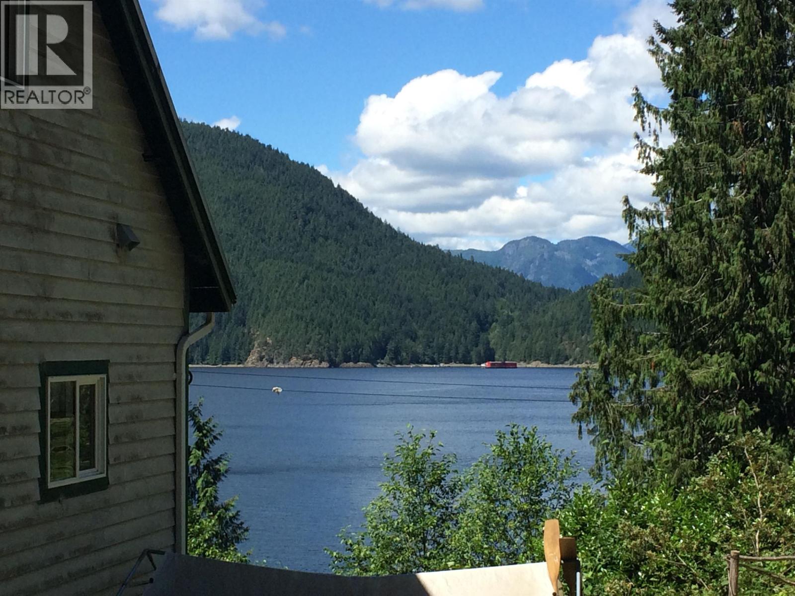5587 Egmont Road, Egmont, British Columbia  V0N 2H4 - Photo 13 - R3165948