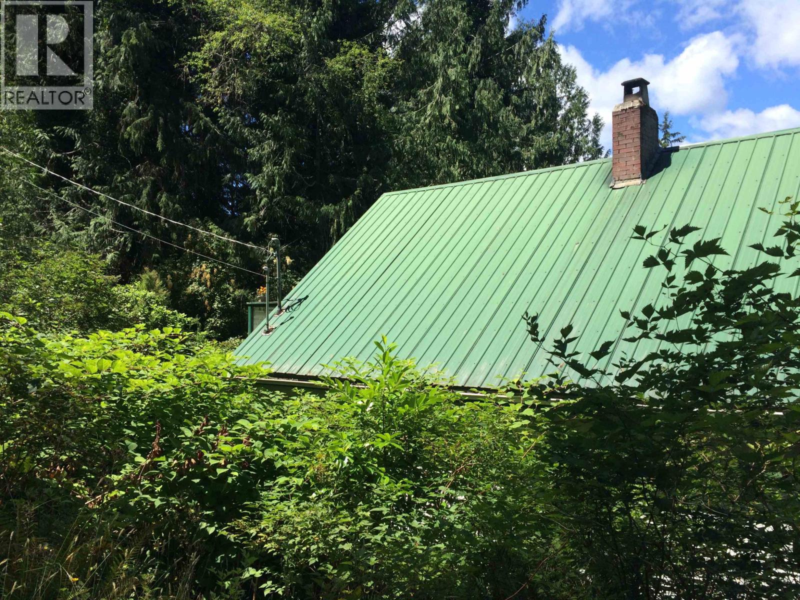 5587 Egmont Road, Egmont, British Columbia  V0N 2H4 - Photo 15 - R3165948