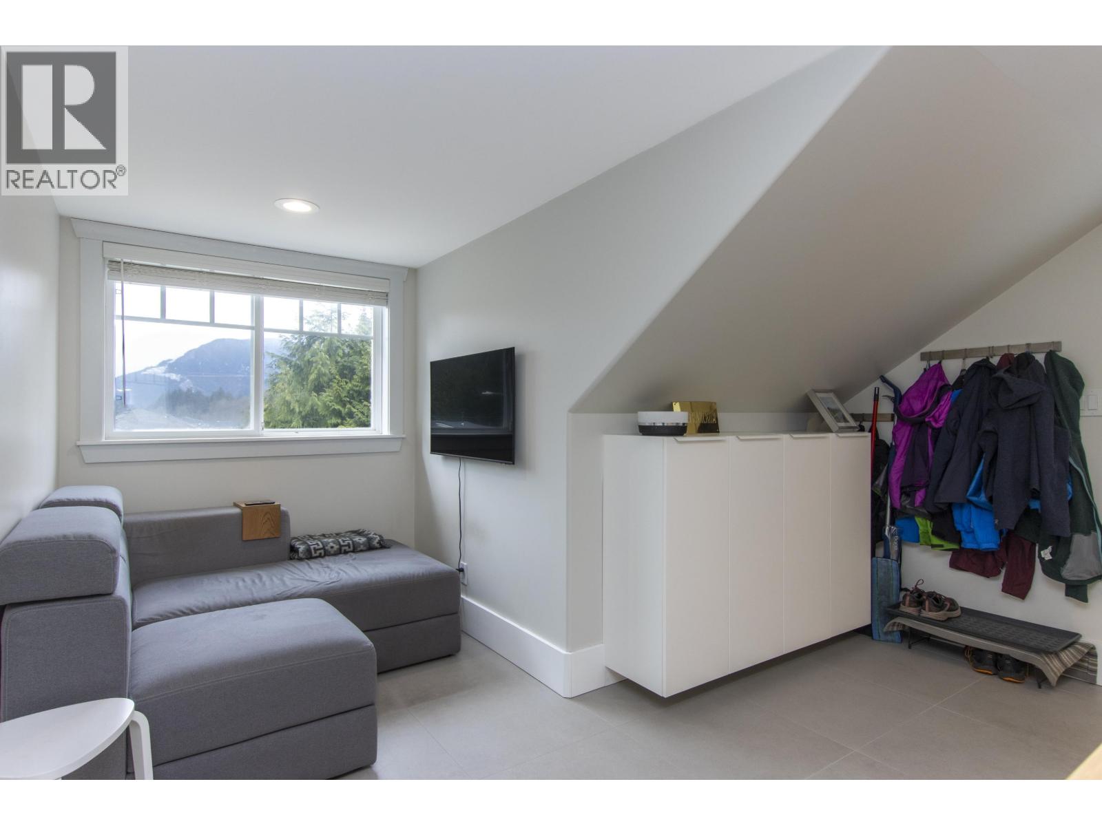 1003 Ash Place, Squamish, British Columbia  V8B 0W2 - Photo 24 - R3165957
