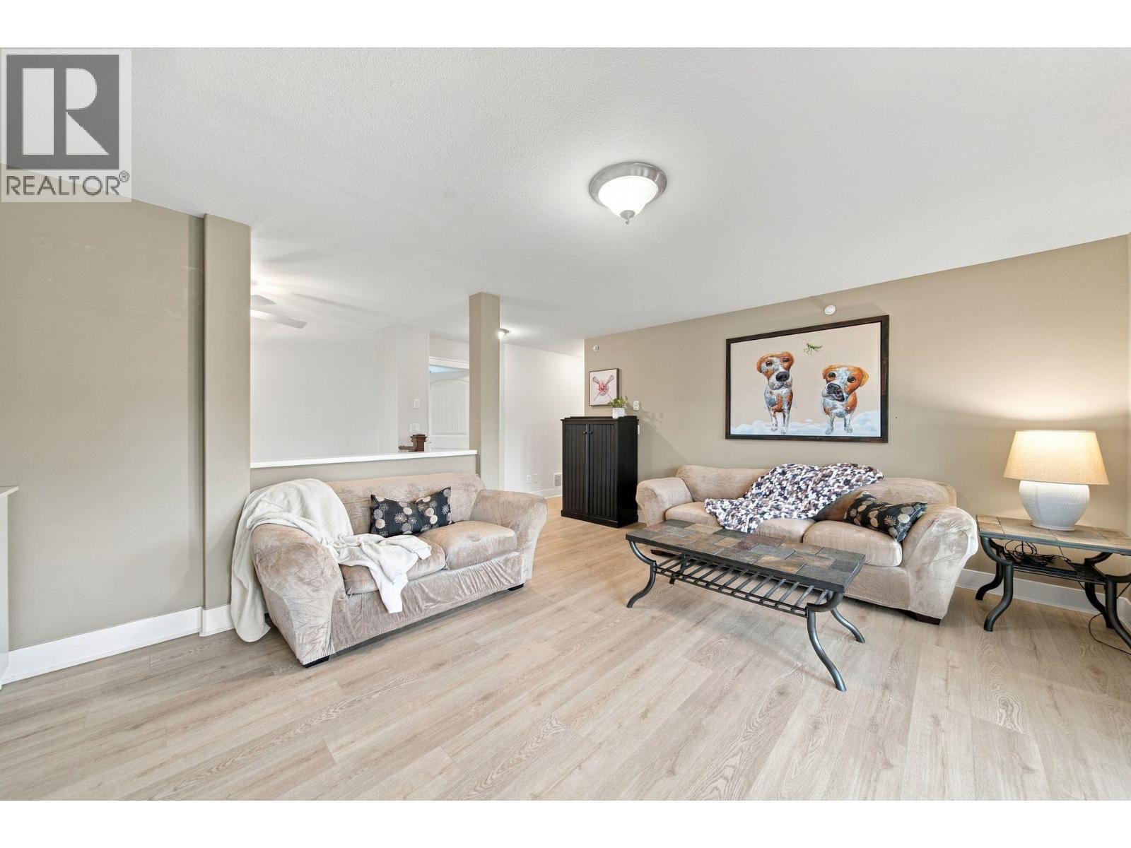 19556 Thorburn Way, Pitt Meadows, British Columbia  V3Y 0B3 - Photo 21 - R3165965