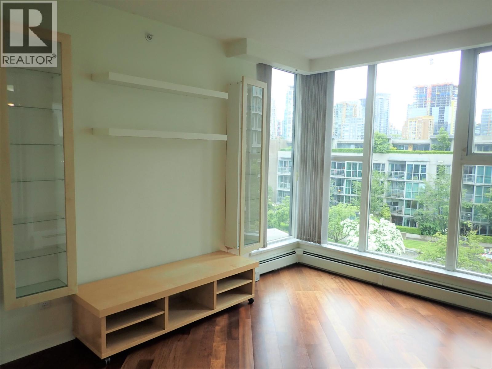 802 1009 EXPO BOULEVARD, vancouver, British Columbia