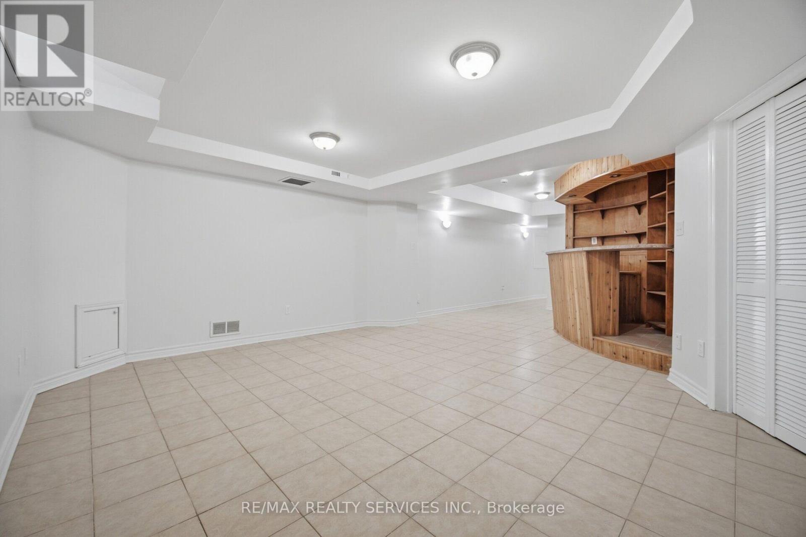 30 Maple Beach Crescent, Brampton, Ontario  L7A 2T8 - Photo 34 - W13788548