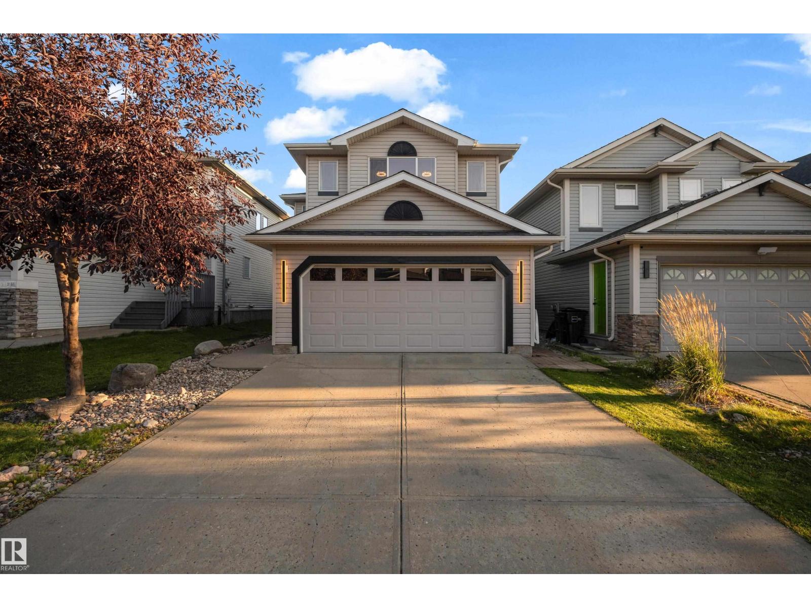 3135 24 AV NW, edmonton, Alberta