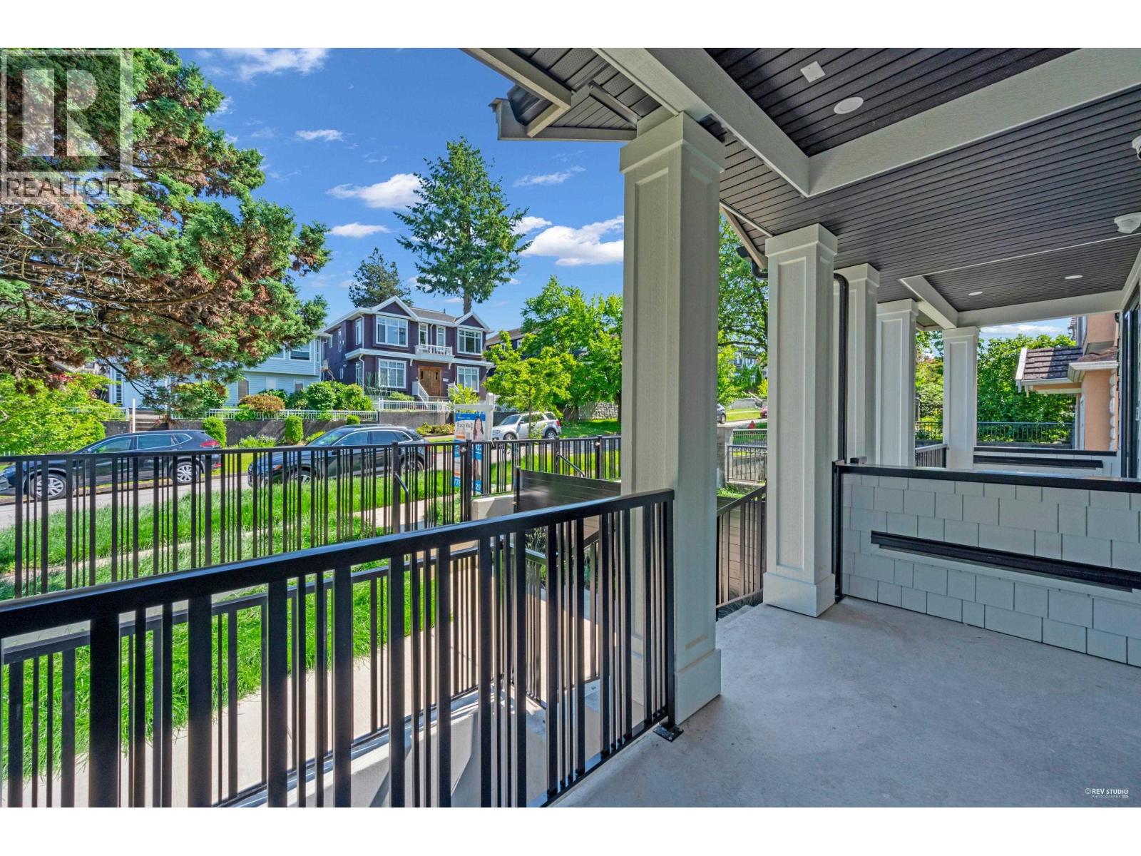 3417 Seaforth Drive, Vancouver, British Columbia  V5M 4C6 - Photo 2 - R3165454