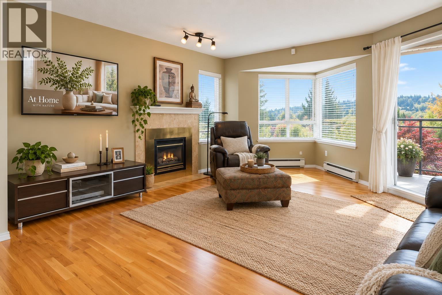 406 1215 Lansdowne Drive, Coquitlam, British Columbia  V3E 2P2 - Photo 4 - R3165847